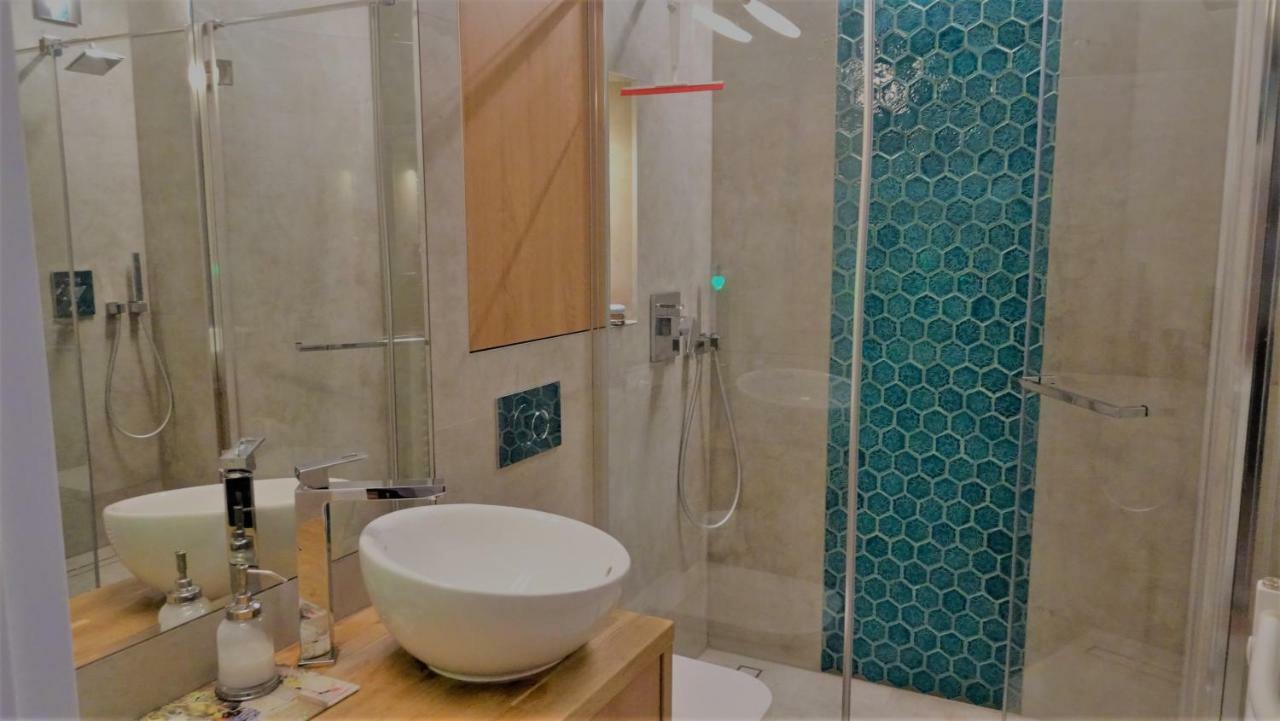 Nadmorska Dziupla Apartment Дзивновек Екстериор снимка